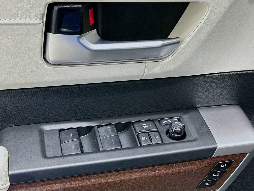 Used 2023 Toyota Sequoia Capstone image 18