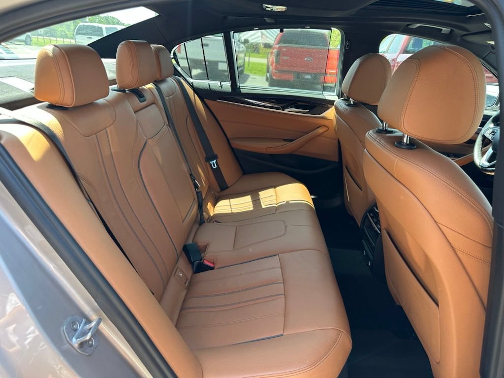 Used 2017 BMW 530i RWD image 31