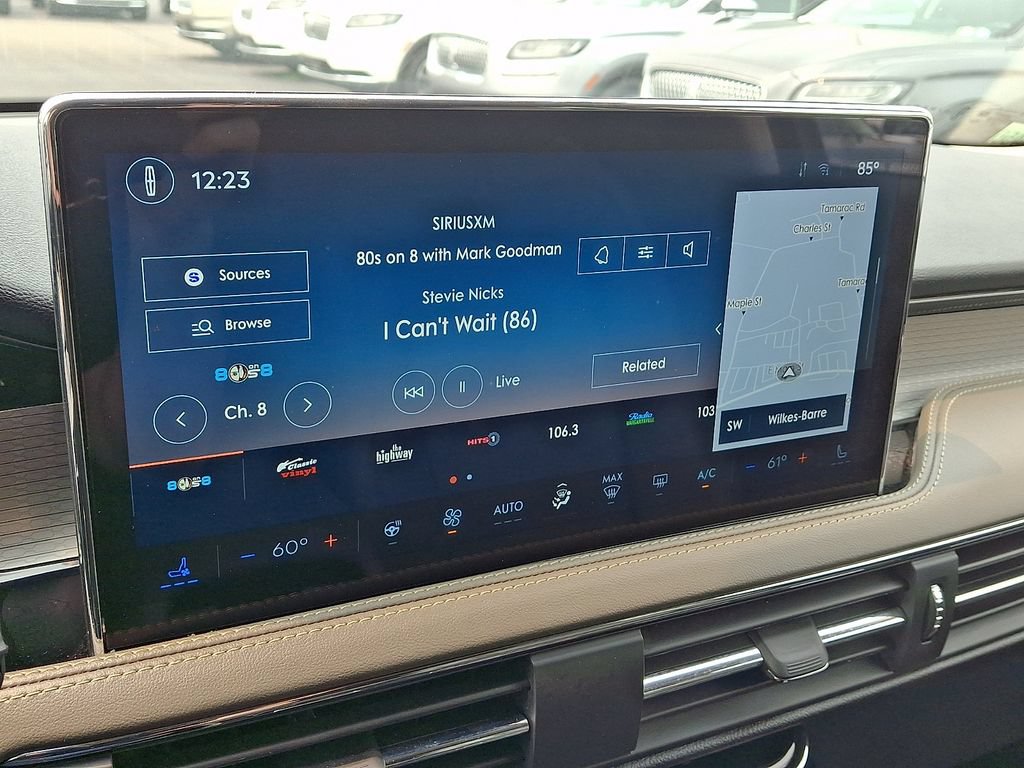 Certified 2024 Lincoln Corsair AWD w/ Equipment Group 101A image 18
