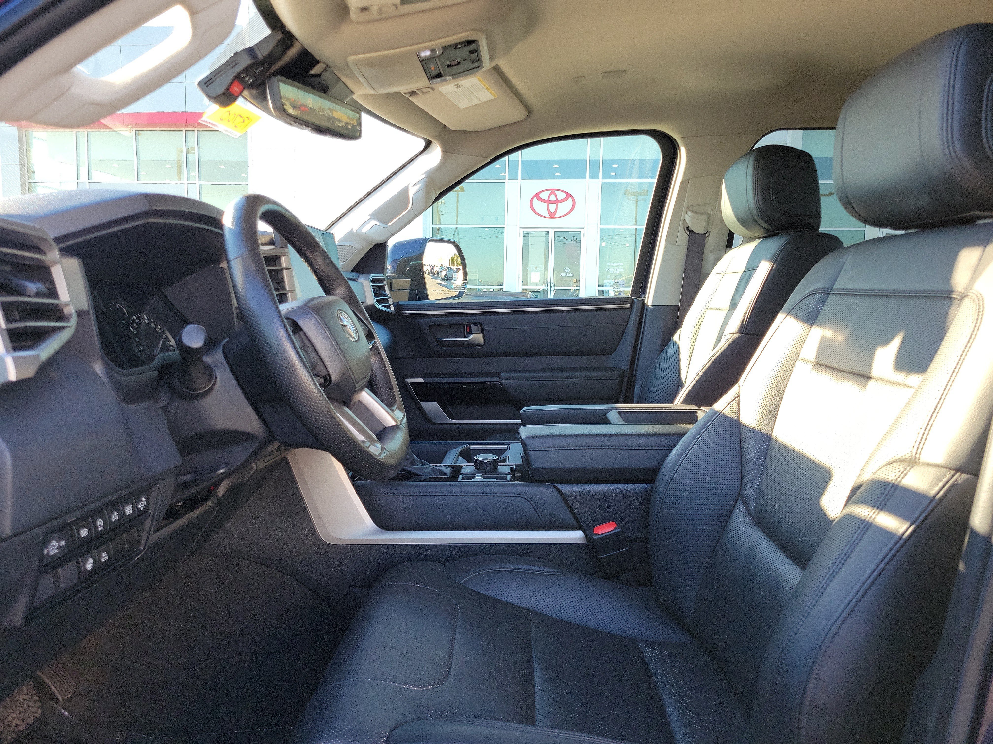 Used 2023 Toyota Tundra Limited AWD/4WD image 15