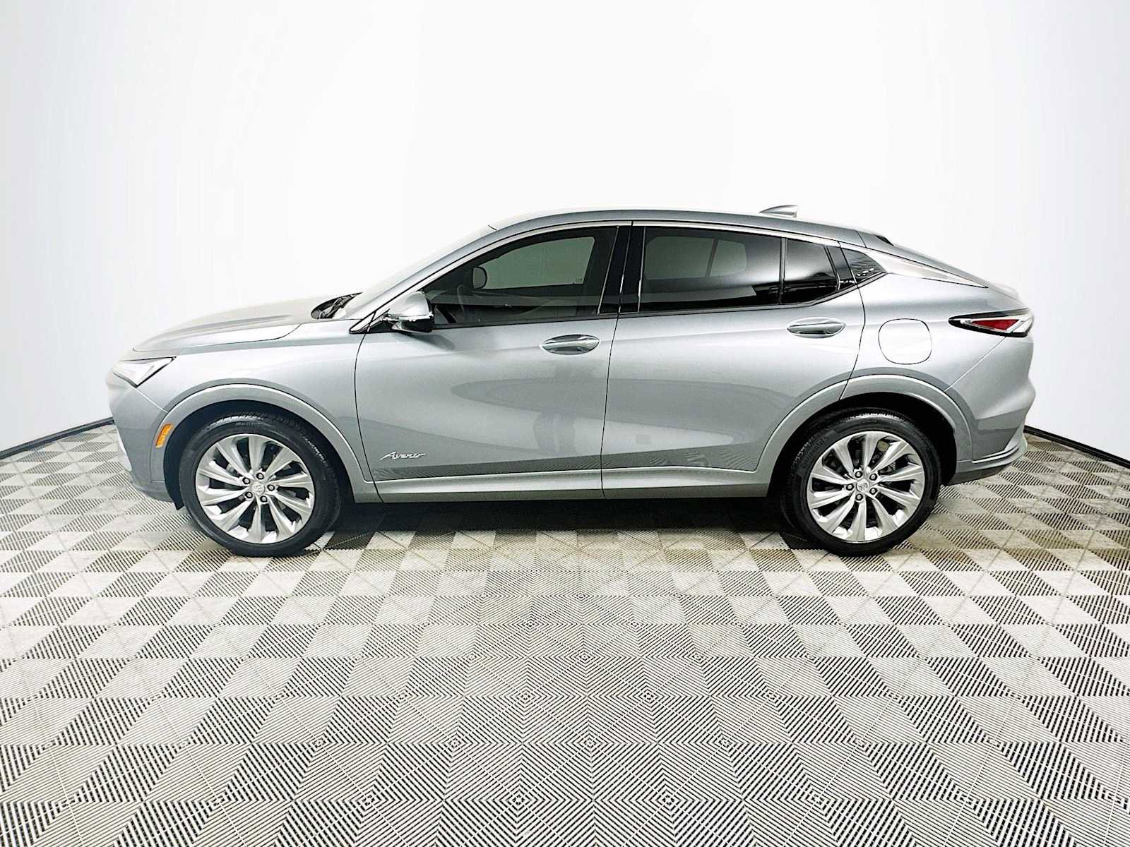 Used 2024 Buick Envista Avenir FWD image 4