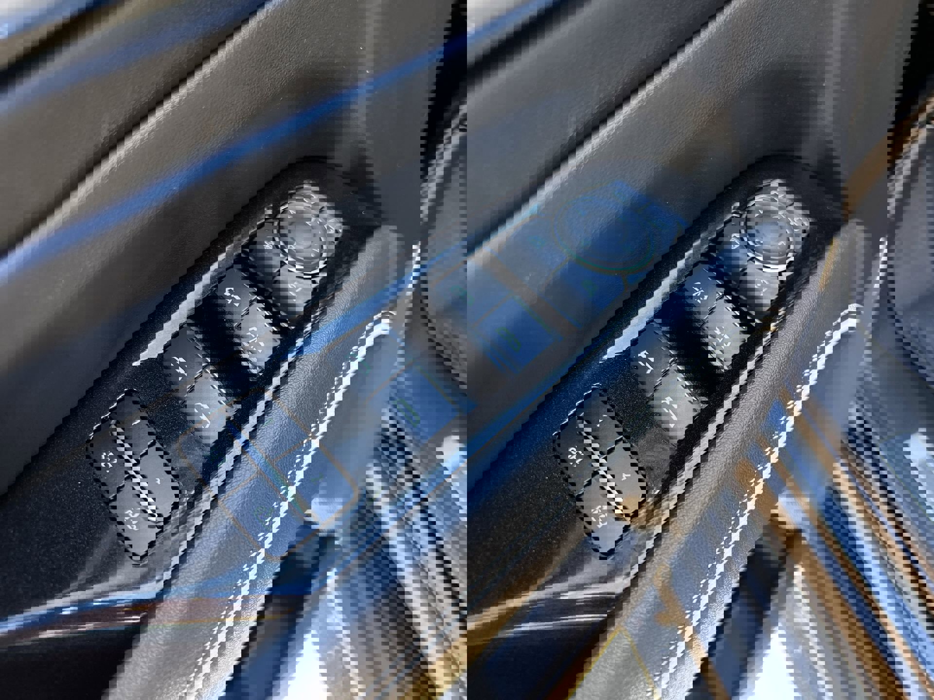 Certified 2023 Cadillac Escalade Premium Luxury w/ LPO, Radiant Package image 12