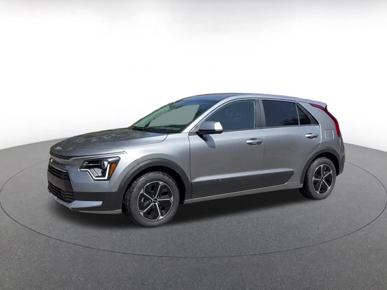 Used 2026 Kia Niro LX FWD image 8