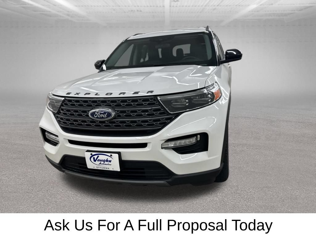 Used 2024 Ford Explorer XLT w/ Equipment Group 202A AWD/4WD image 7