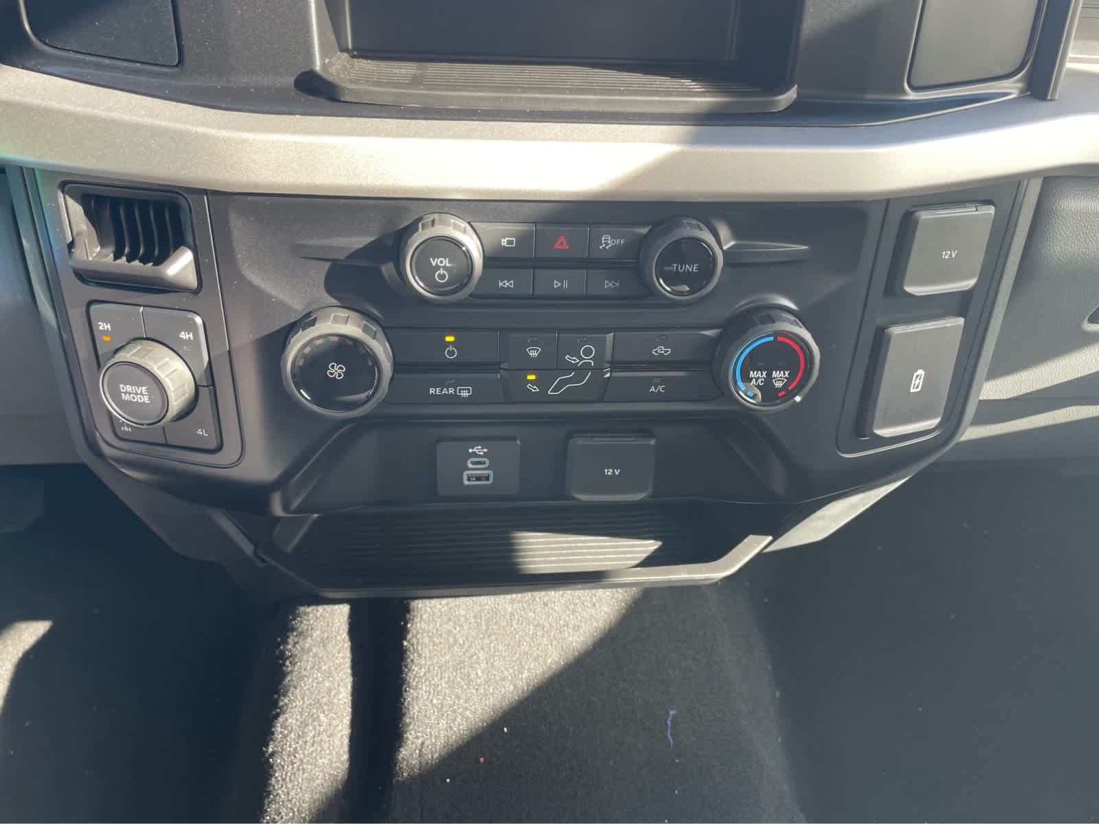 New 2026 Ford F350 XL w/ STX Appearance Package AWD/4WD image 22