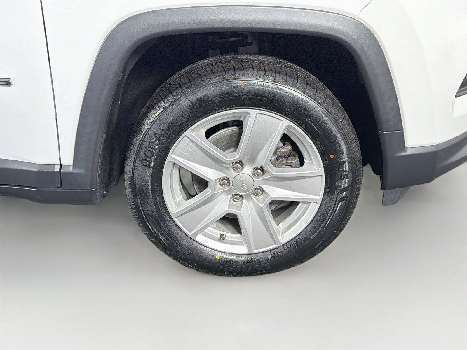 Used 2022 Jeep Compass Latitude AWD/4WD image 35
