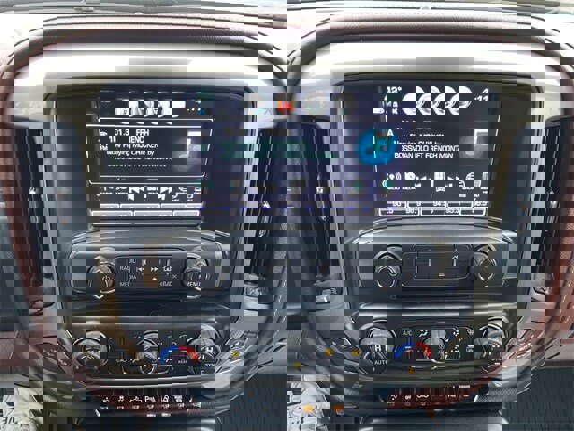 Used 2018 Chevrolet Silverado 2500 High Country w/ Duramax Plus Package image 18