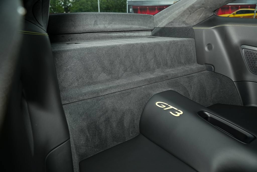 Certified 2018 Porsche 911 GT3 RWD image 30