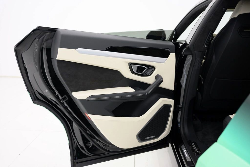 Used 2024 Lamborghini Urus S AWD/4WD image 63