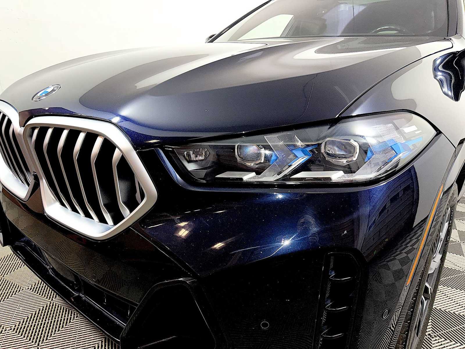 Used 2025 BMW X6 xDrive40i AWD/4WD image 26