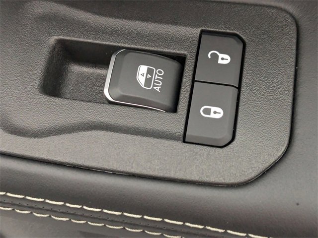 Used 2025 RAM 3500 Limited image 37