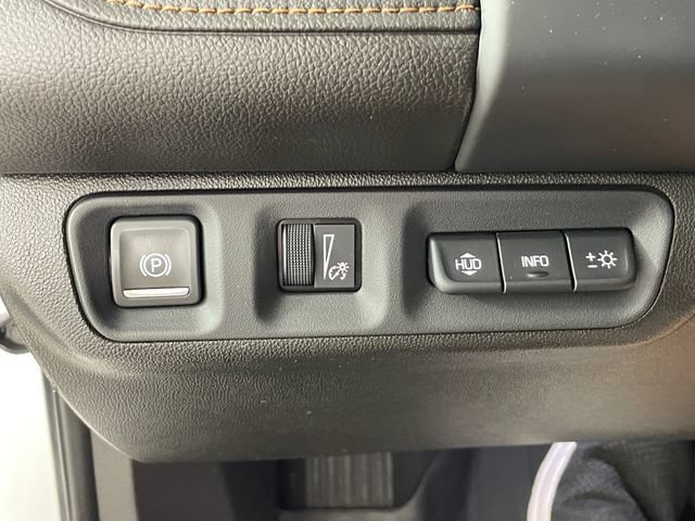 Certified 2021 GMC Acadia AT4 w/ Technology Package AWD/4WD image 17