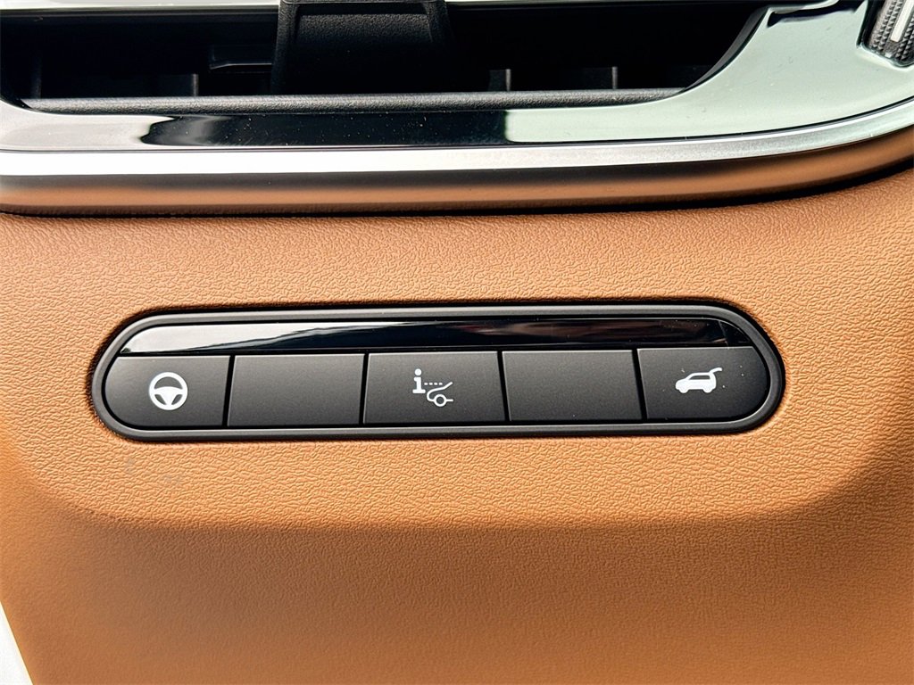 New 2026 INFINITI QX60 Autograph w/ Dark Cargo Package image 10