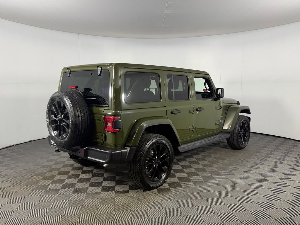 Used 2021 Jeep Wrangler Unlimited Sahara w/ Safety Group image 8