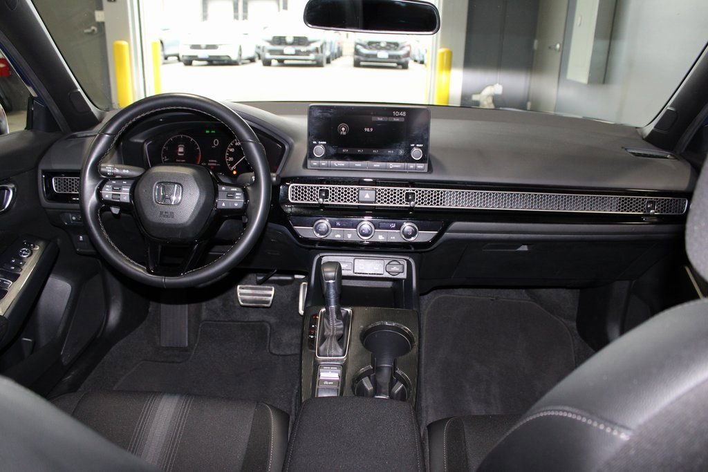 Used 2025 Honda Civic Sport image 26