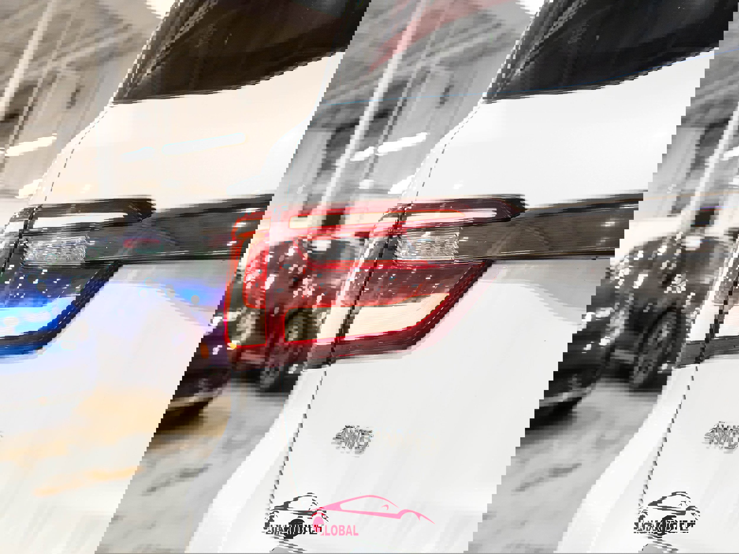 Used 2021 INFINITI QX80 Premium Select w/ All-Season Package image 47