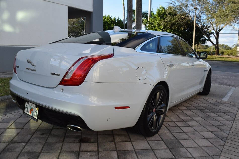 Used 2019 Jaguar XJ Collection image 6