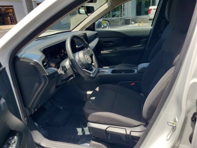 Certified 2025 Nissan Kicks S FWD image 18