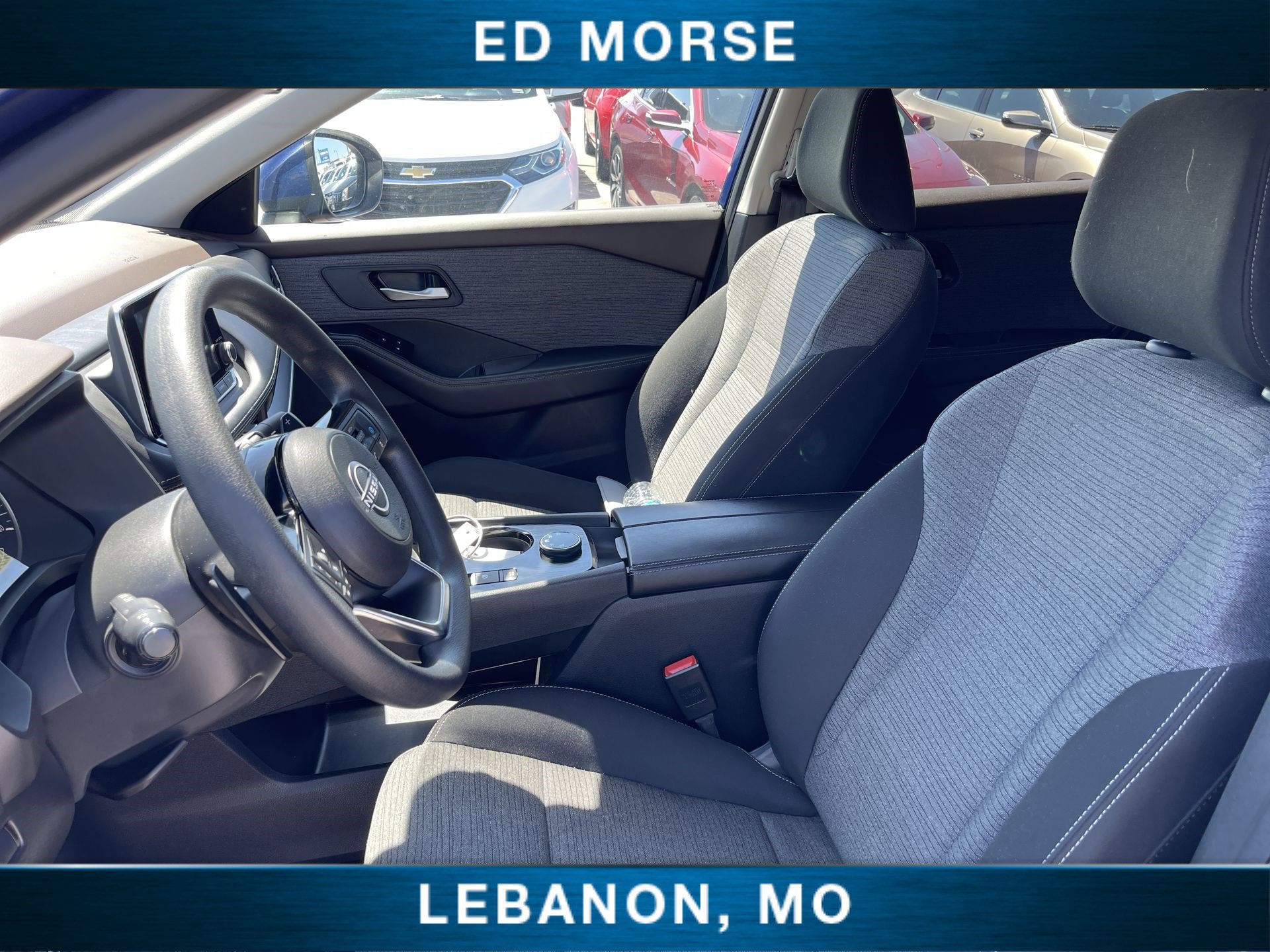 Used 2023 Nissan Rogue SV image 18