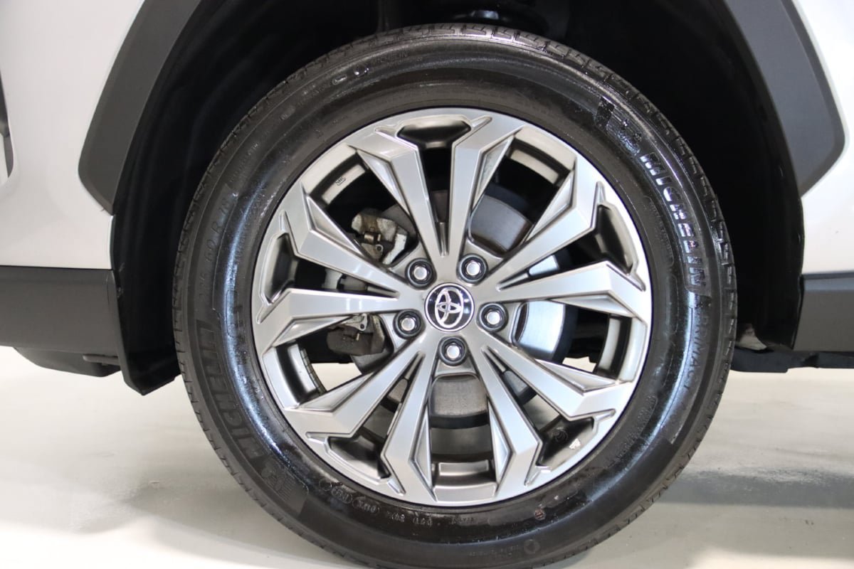 Used 2022 Toyota RAV4 XLE Premium AWD/4WD image 71