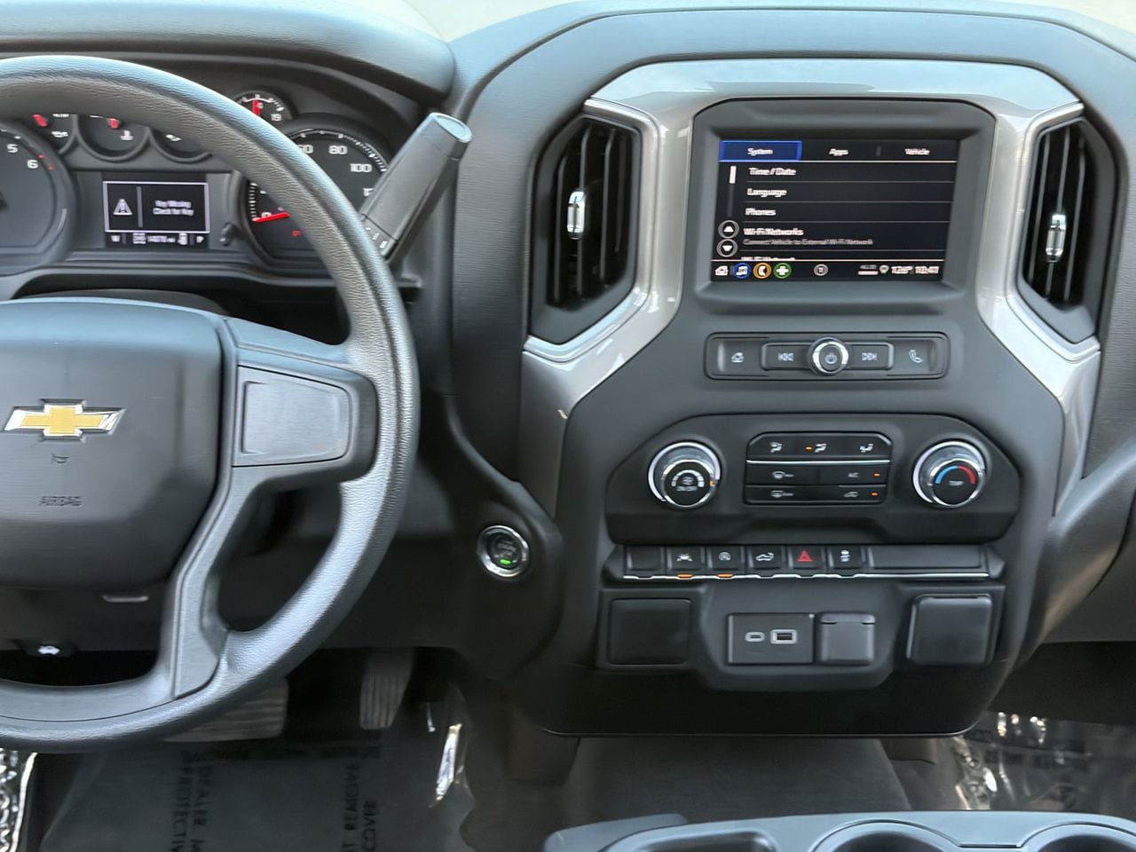 Used 2026 Chevrolet Silverado 1500 Custom AWD/4WD image 16