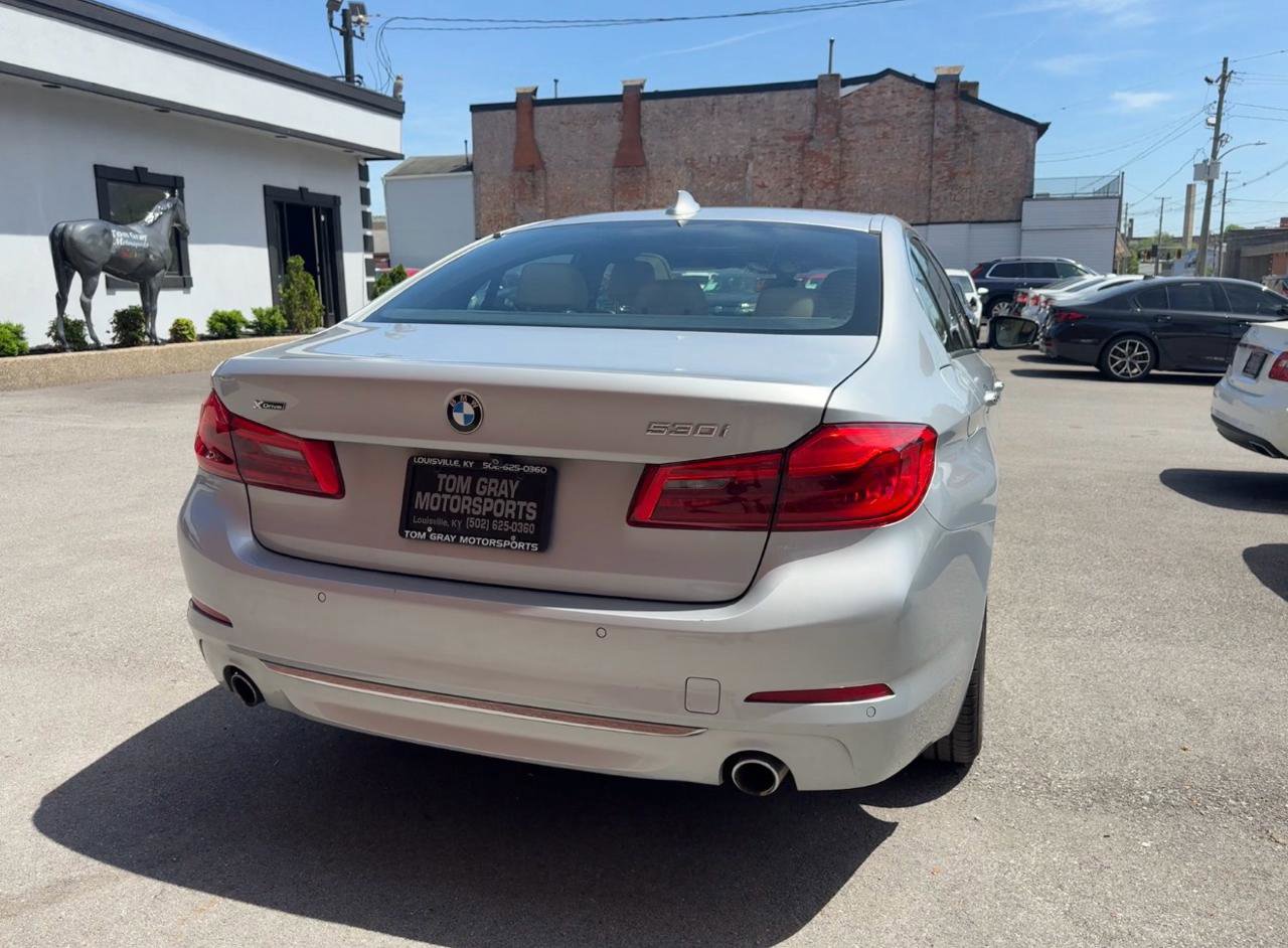 Used 2018 BMW 530i xDrive w/ Premium Package AWD/4WD image 3