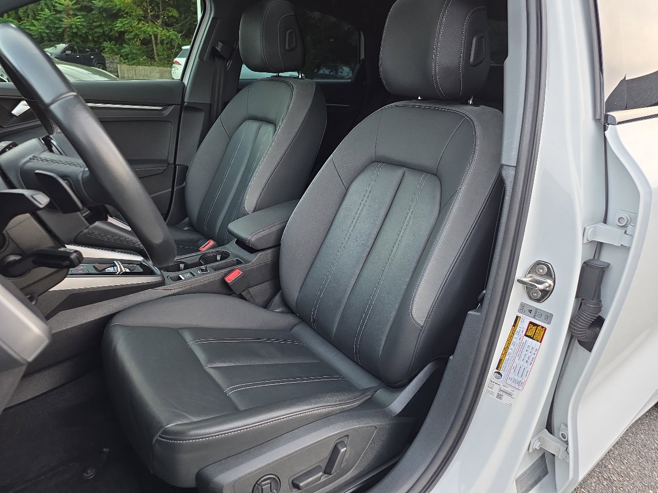 Used 2023 Audi A3 2.0T Premium w/ Convenience Package image 27