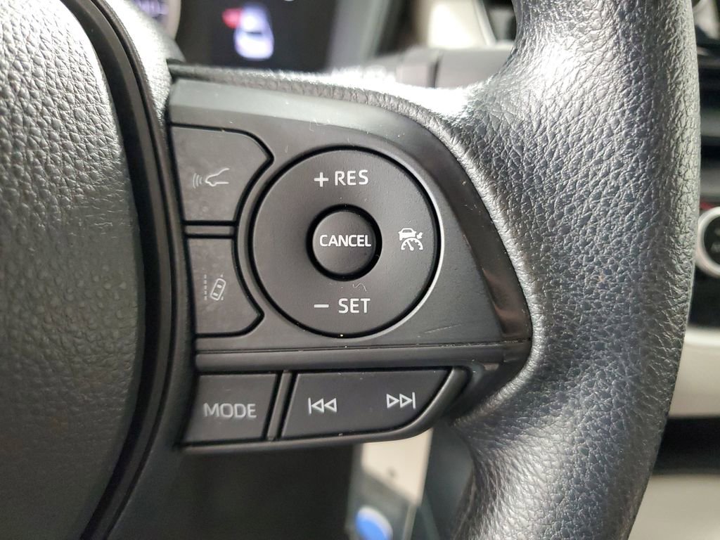 Used 2022 Toyota Corolla LE image 22