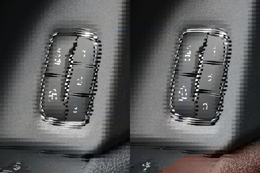 Used 2024 Ford Expedition Max Limited image 31