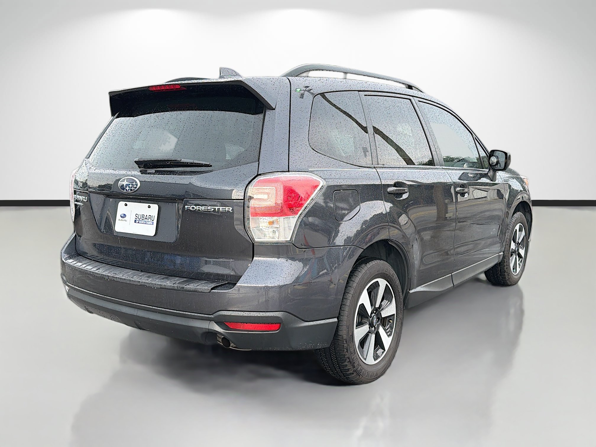 Used 2018 Subaru Forester 2.5i Premium AWD/4WD image 3