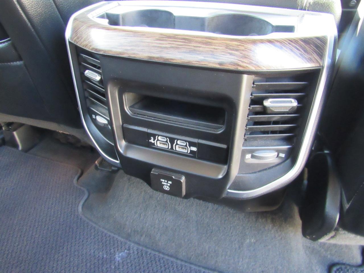 Used 2020 RAM 1500 Laramie image 41