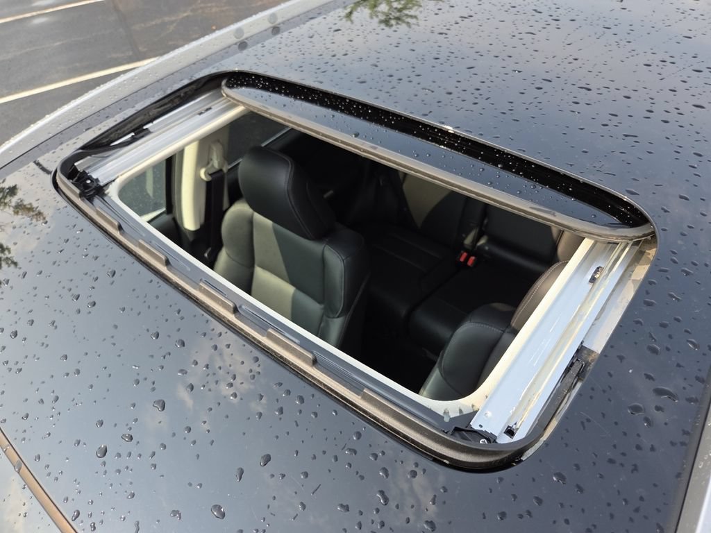 Used 2015 Honda CR-V Touring image 3