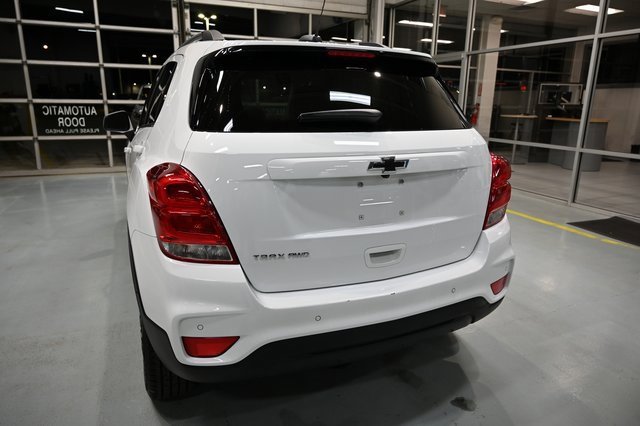 Used 2022 Chevrolet Trax LT w/ Driver Confidence Package image 6