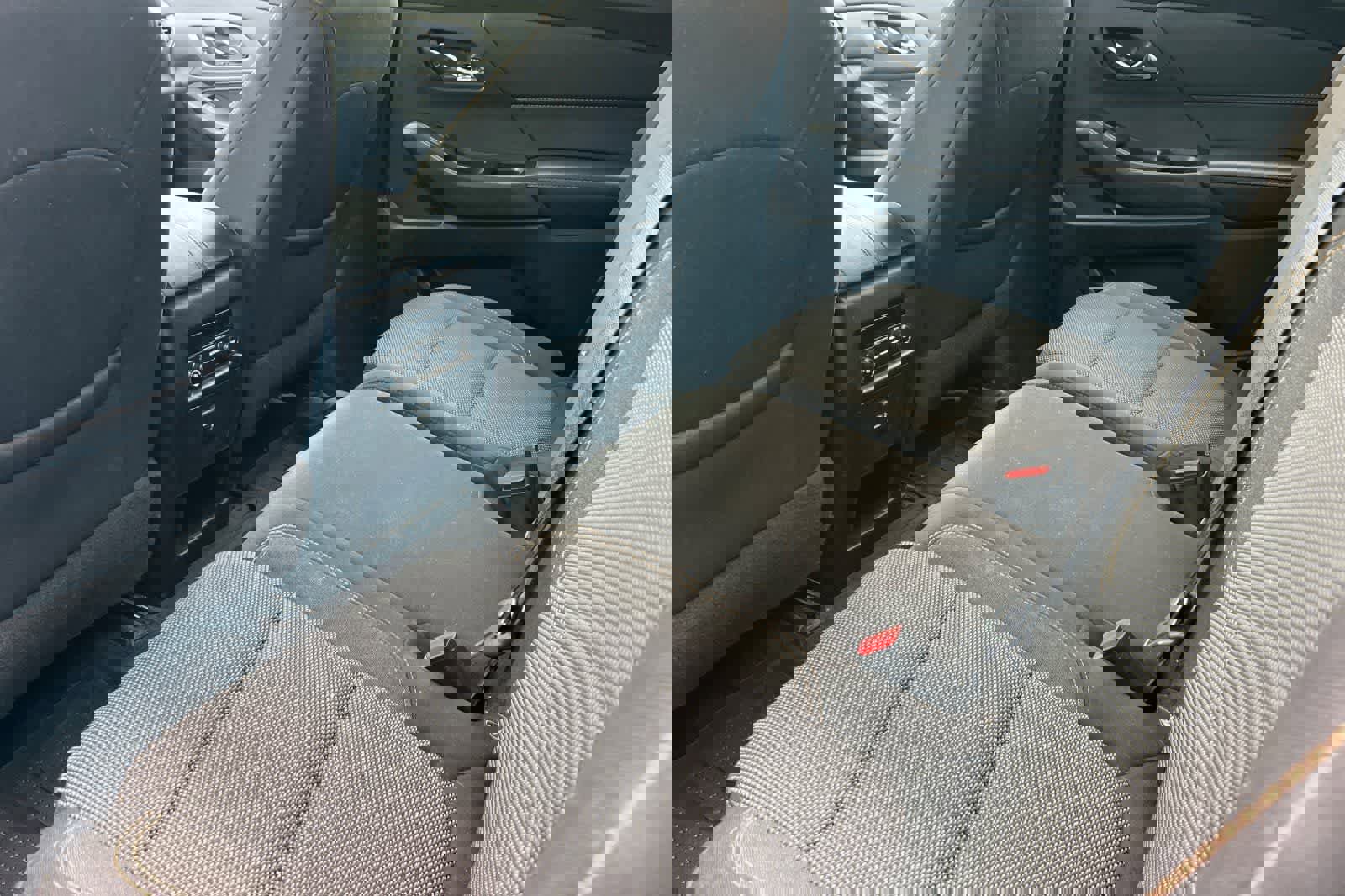 Used 2018 Chevrolet Traverse LS image 5