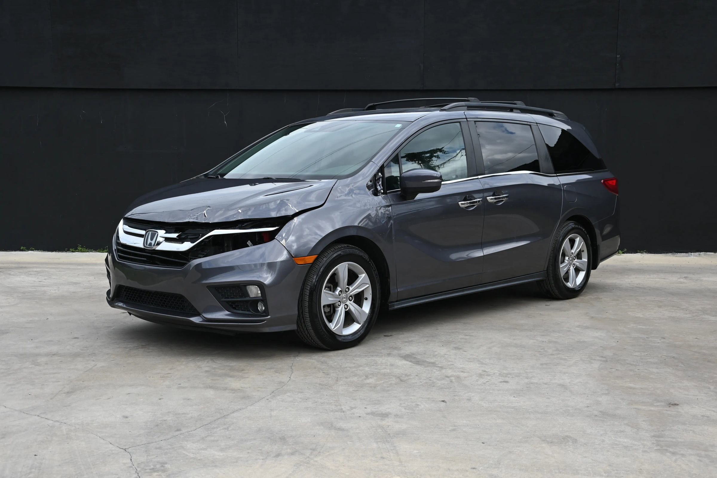 Used 2020 Honda Odyssey EX-L image 2