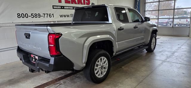 Used 2024 Toyota Tacoma SR image 7