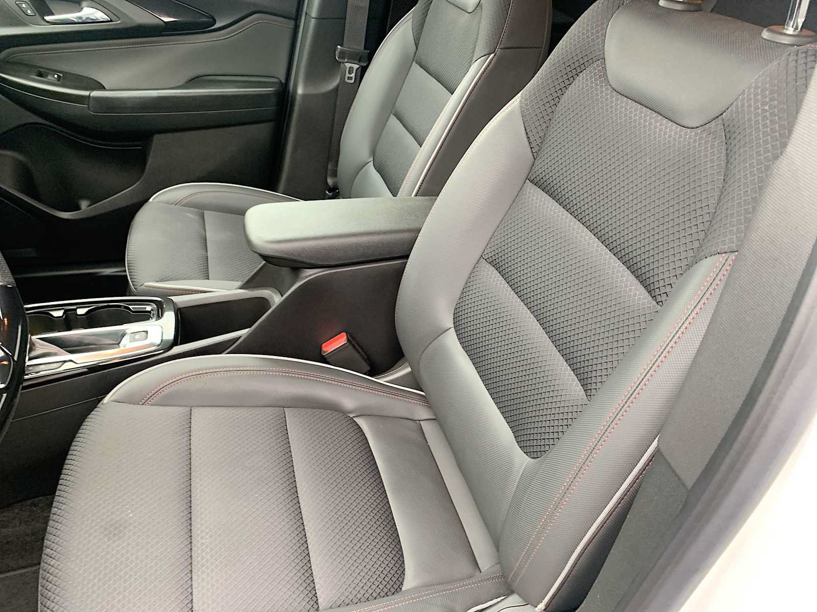 Certified 2023 Chevrolet TrailBlazer RS w/ Convenience Package AWD/4WD image 18