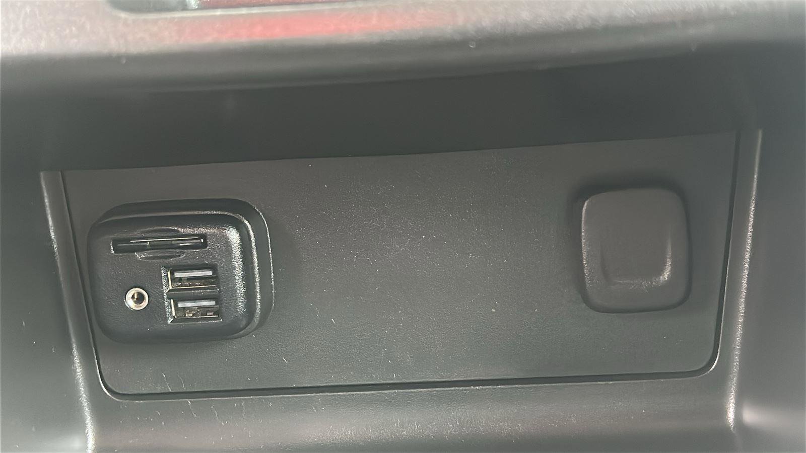 Certified 2022 GMC Canyon AT4 w/ Trailering Package image 25