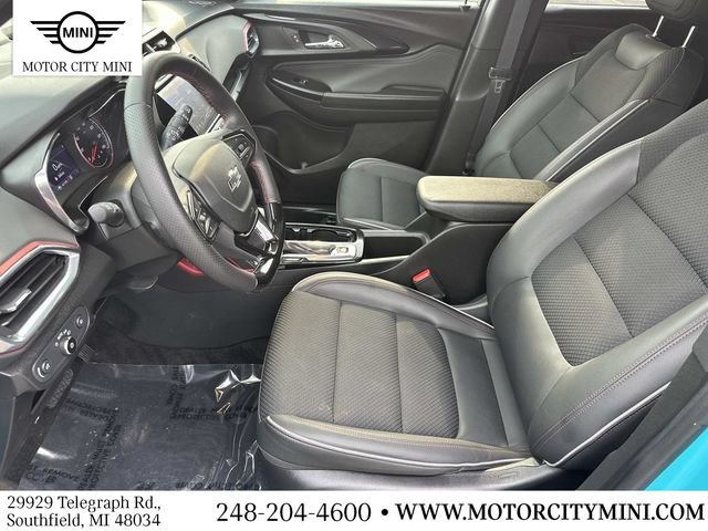 Used 2021 Chevrolet TrailBlazer RS w/ Sun and Liftgate Package AWD/4WD image 22