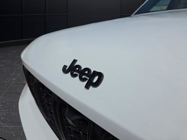 New 2025 Jeep Grand Cherokee L Limited w/ Luxury Tech Group II image 43