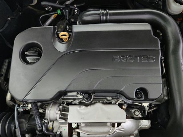 Used 2021 Chevrolet Malibu LT FWD image 29
