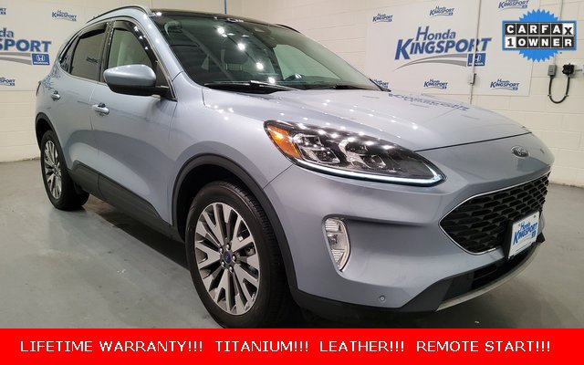 Used 2022 Ford Escape Titanium w/ Class II Trailer Tow Package image 2