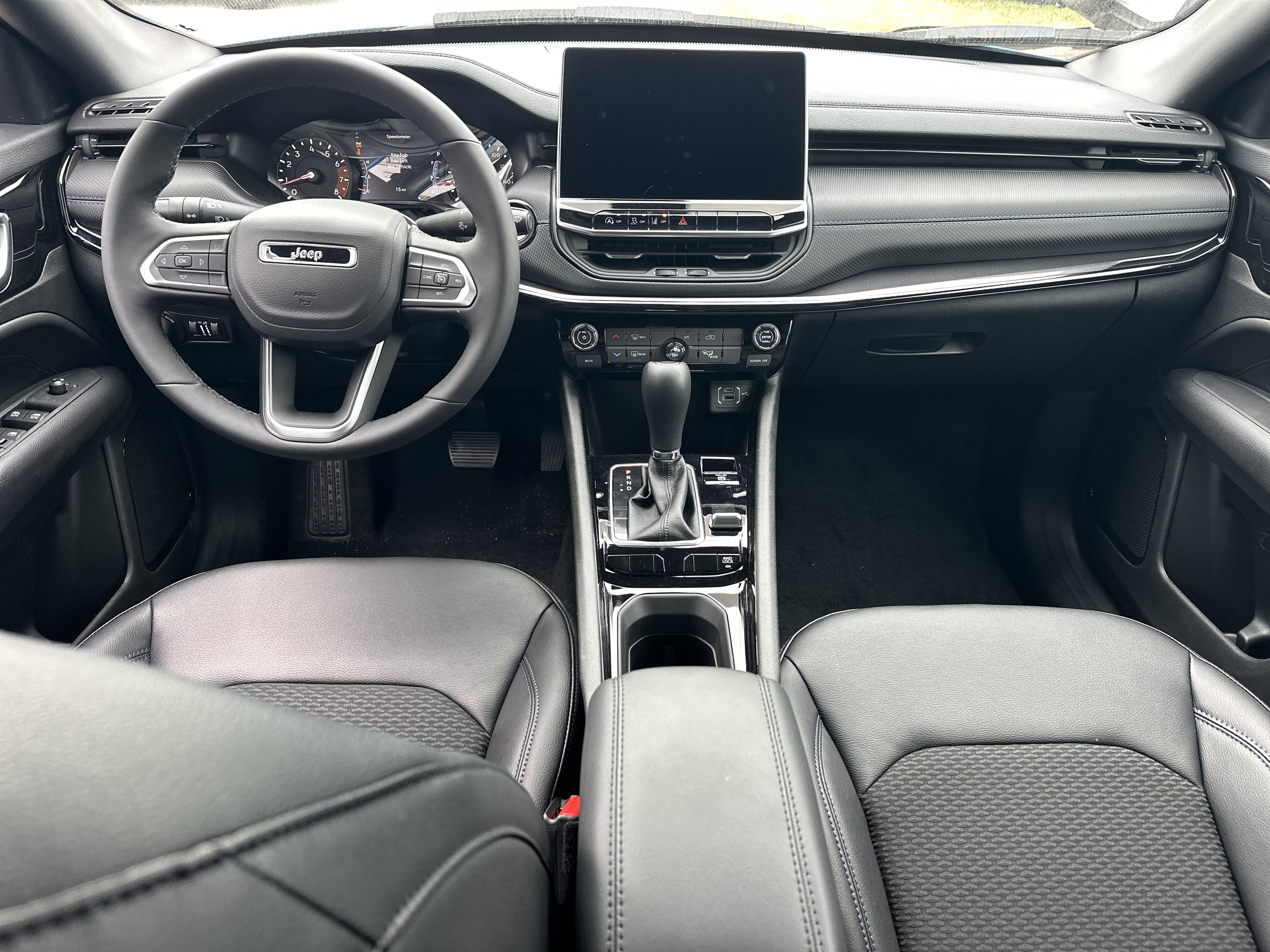 New 2026 Jeep Compass Latitude image 16
