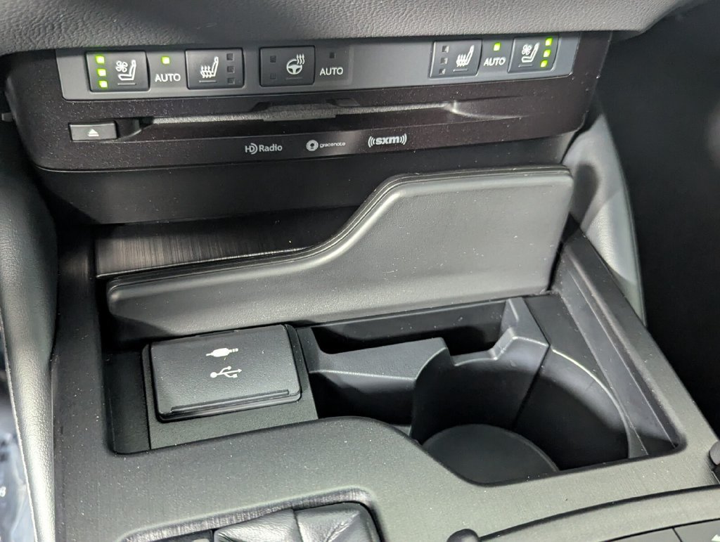 Used 2021 Lexus ES 350 F Sport w/ Accessory Package 2 FWD image 21