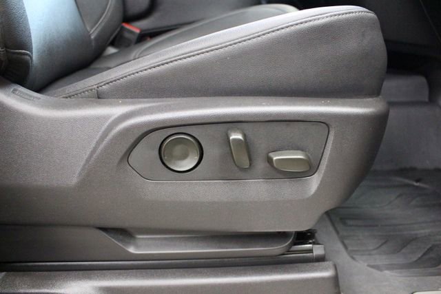 Used 2024 GMC Sierra 1500 SLT AWD/4WD image 58
