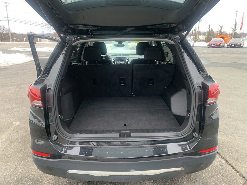 Used 2023 Chevrolet Equinox LT image 25
