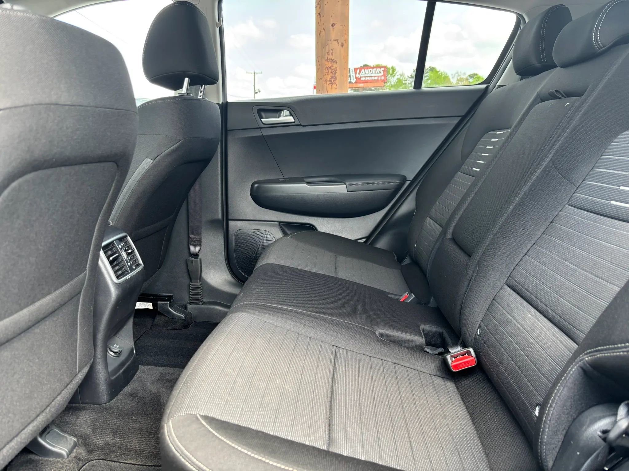 Used 2018 Kia Sportage LX image 10