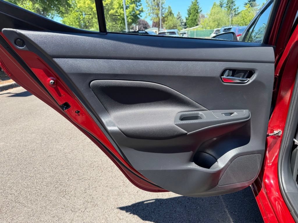 Used 2021 Nissan Versa SV FWD image 28