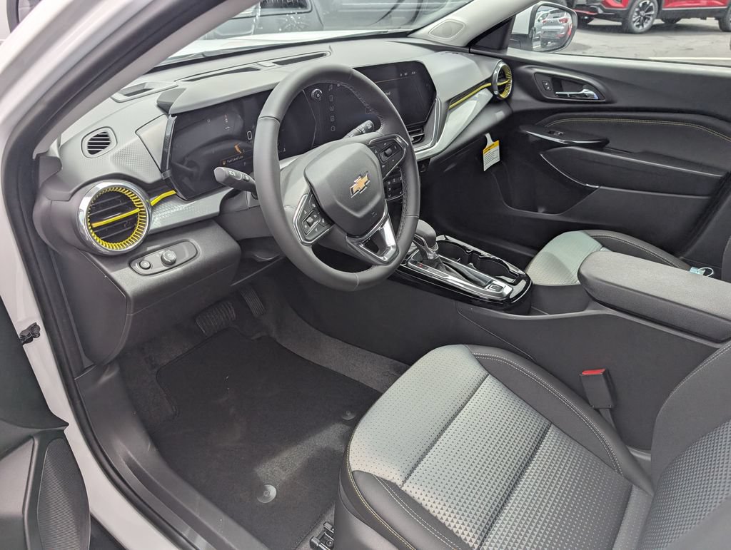New 2026 Chevrolet Trax LT w/ Driver Confidence Package FWD image 13