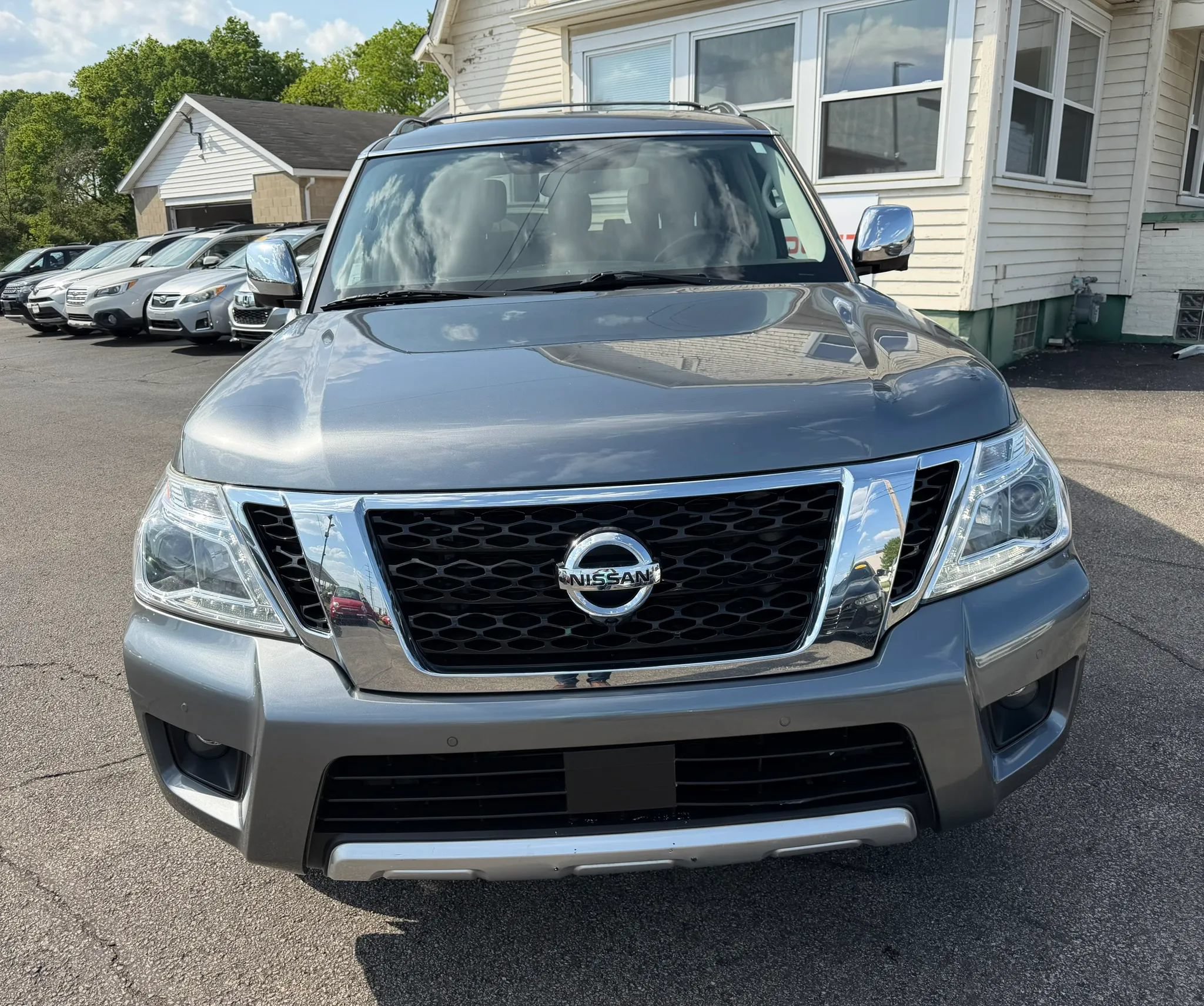 Used 2018 Nissan Armada SL w/ Moonroof Package AWD/4WD image 4